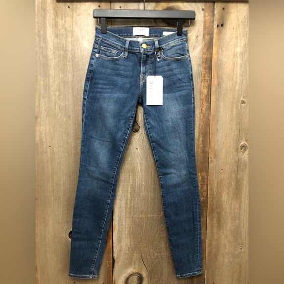 Frame Denim Denim - Frame Denim Le Skinny de Jeanne in Fillmore Blue Wash Size 24